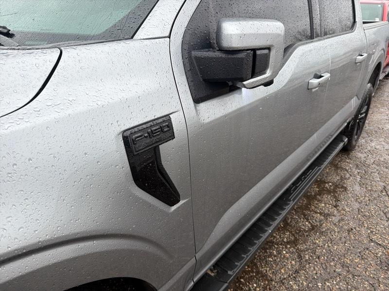 Ford F-150 Lariat SuperCrew 4WD 2025