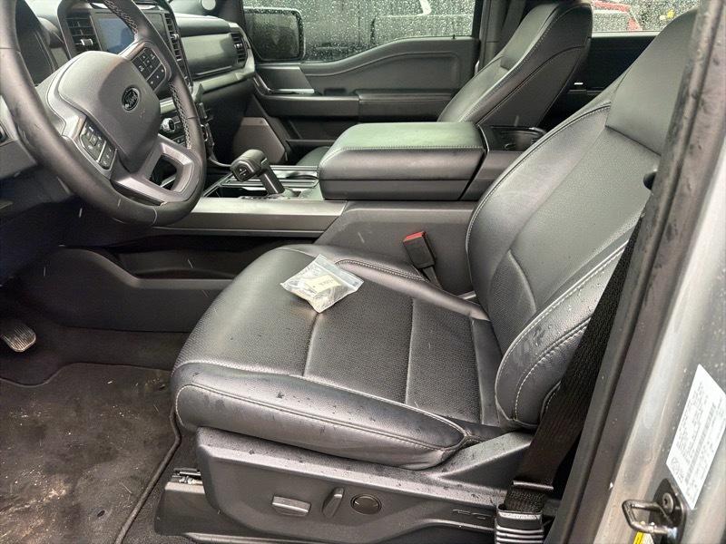 Ford F-150 Lariat SuperCrew 4WD 2025