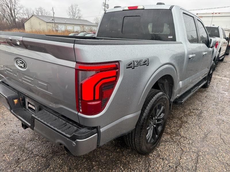 Ford F-150 Lariat SuperCrew 4WD 2025