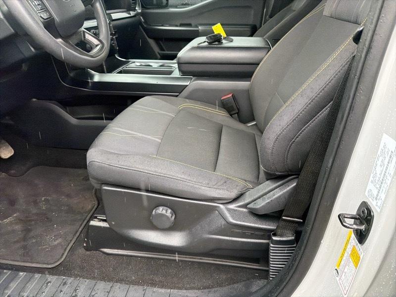 Ford F-150 STX SuperCrew 4WD 2024