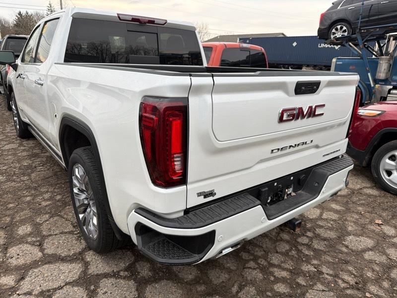 GMC Sierra 1500 Denali Crew Cab Short Box 4WD 2023