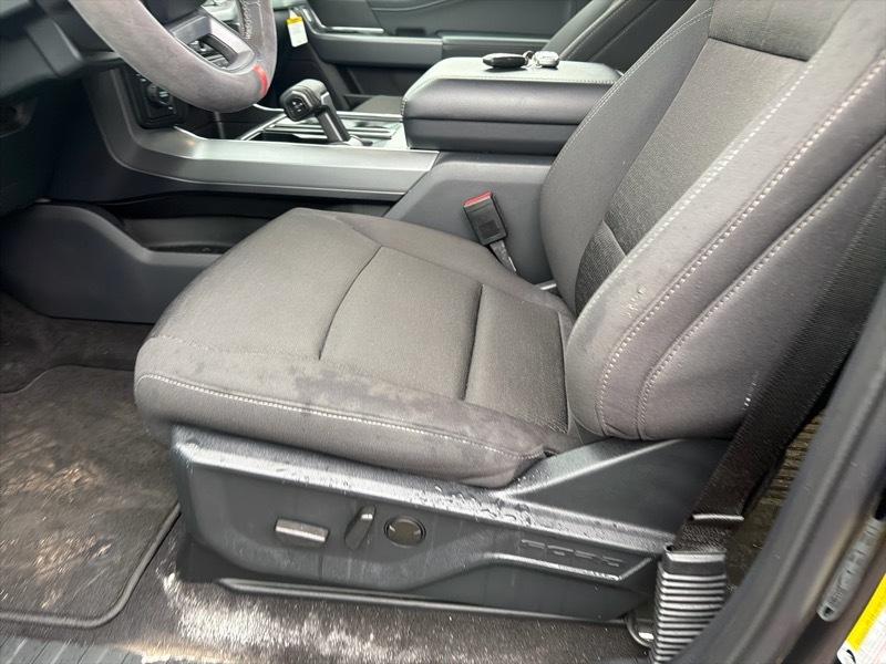 Ford F-150 XLT SuperCrew 4WD 2025