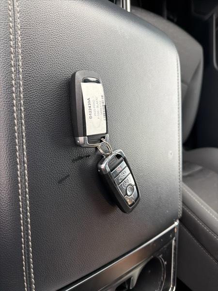 Ford F-150 XLT SuperCrew 4WD 2025