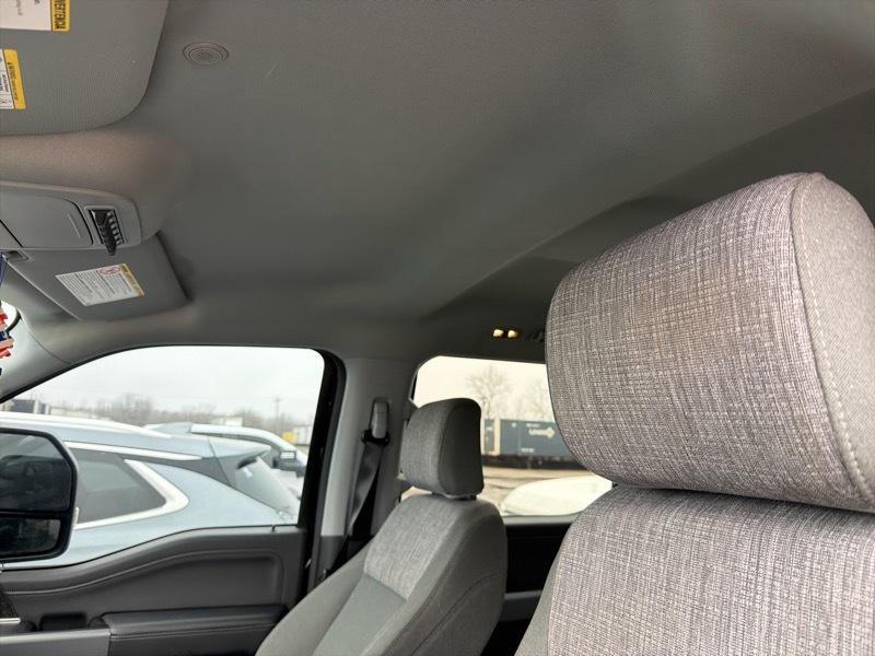 Ford F-250 SD XLT Crew Cab 4WD 2023