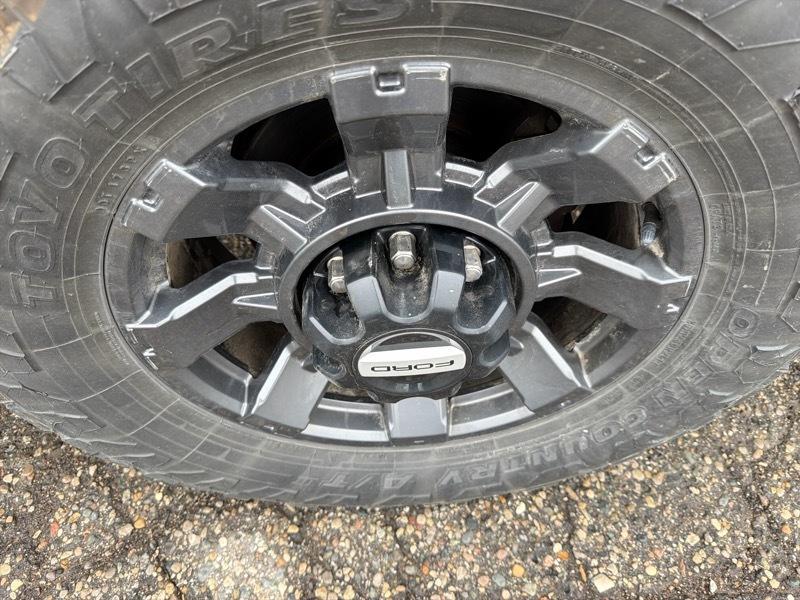 Ford F-250 SD XLT Crew Cab 4WD 2023