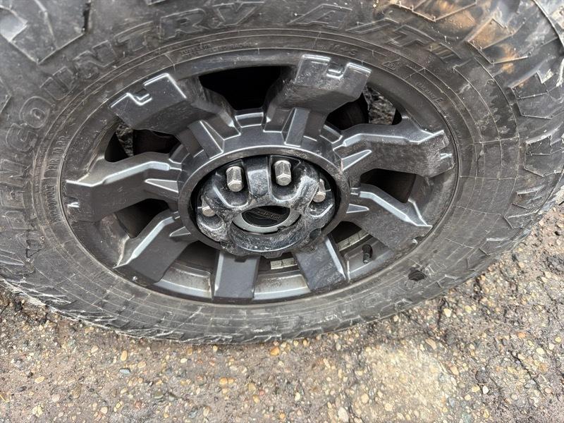 Ford F-250 SD XLT Crew Cab 4WD 2023