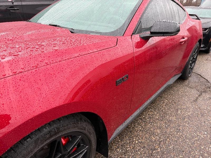 Ford Mustang GT Premium Coupe 2024