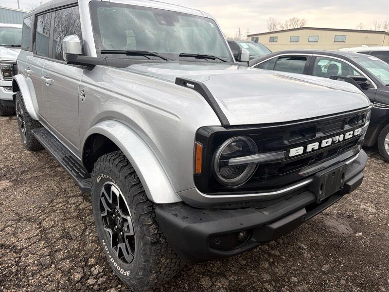 Ford Bronco Outer Banks 4-Door 2024