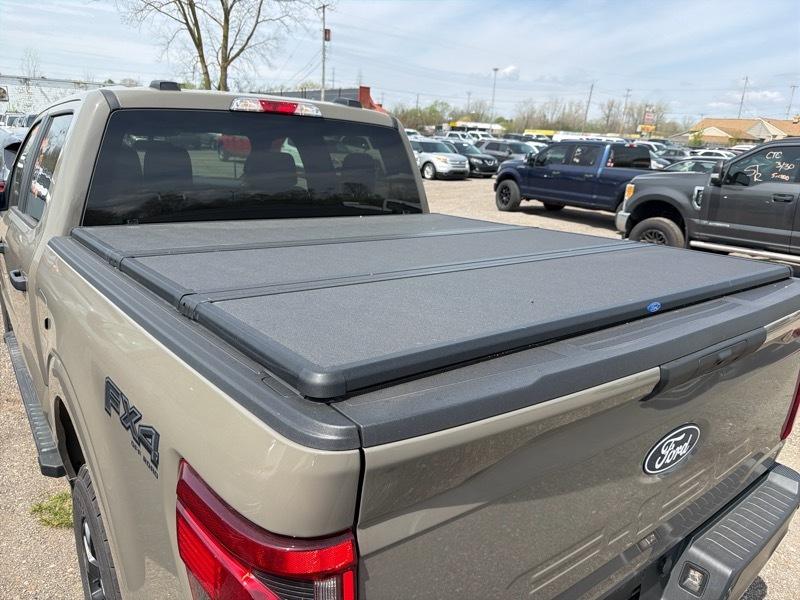 Ford F-150 STX SuperCrew 4WD 2025