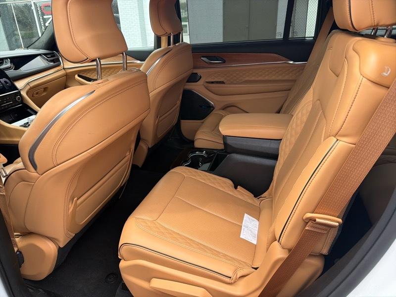 Jeep Grand Cherokee L  2024