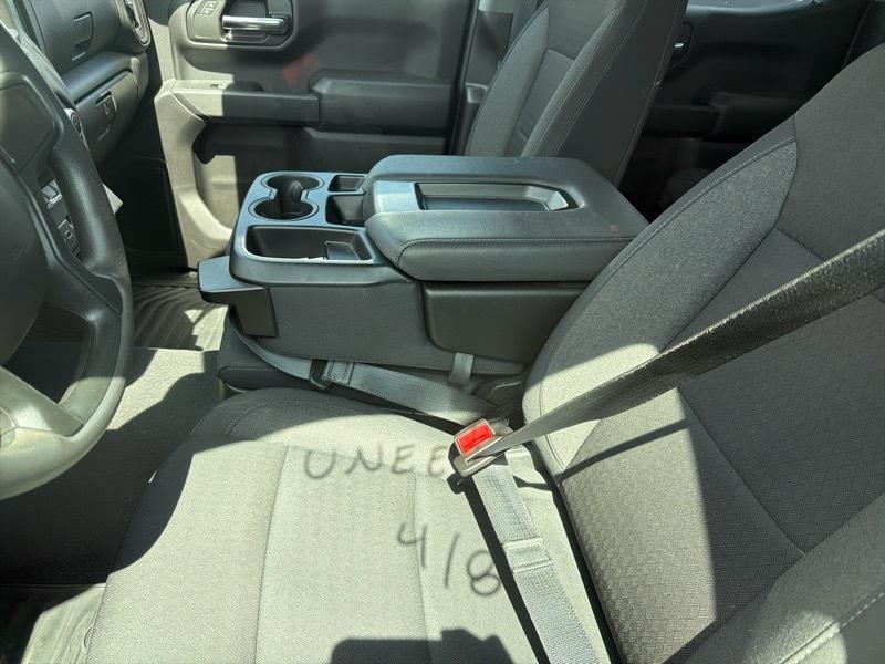 Chevrolet Silverado 1500 Custom Crew Cab 4WD 2024