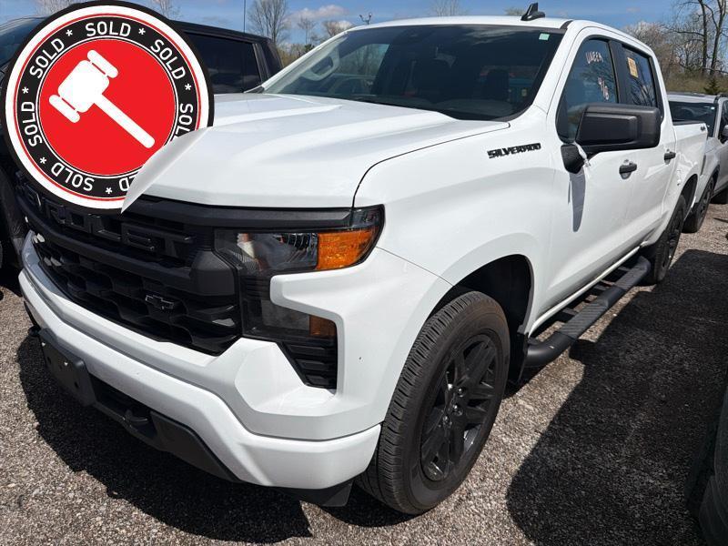 Chevrolet Silverado 1500 Custom Crew Cab 4WD 2024