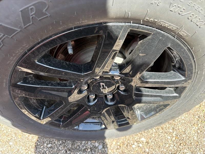 Chevrolet Silverado 1500 Custom Crew Cab 4WD 2024