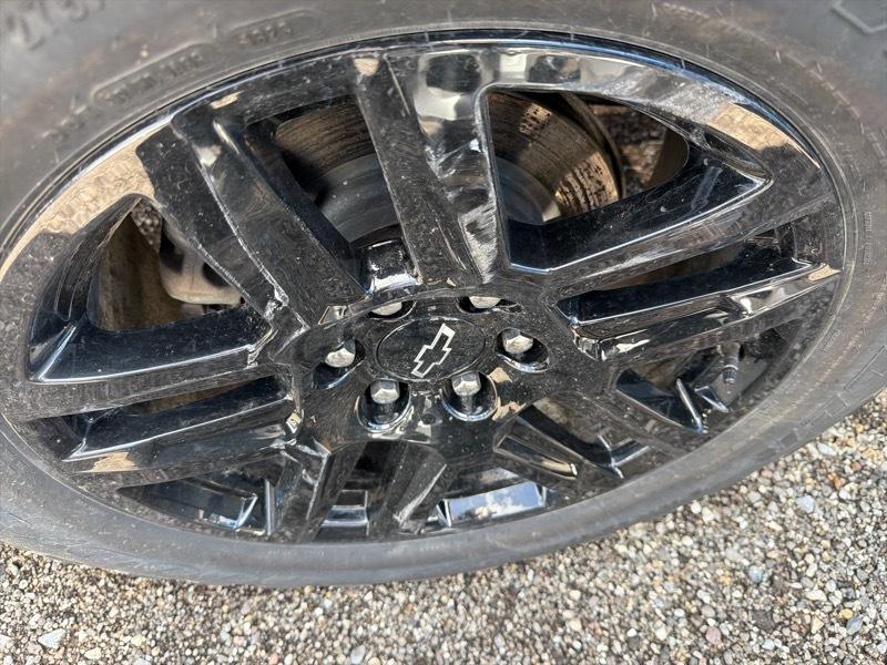 Chevrolet Silverado 1500 Custom Crew Cab 4WD 2024