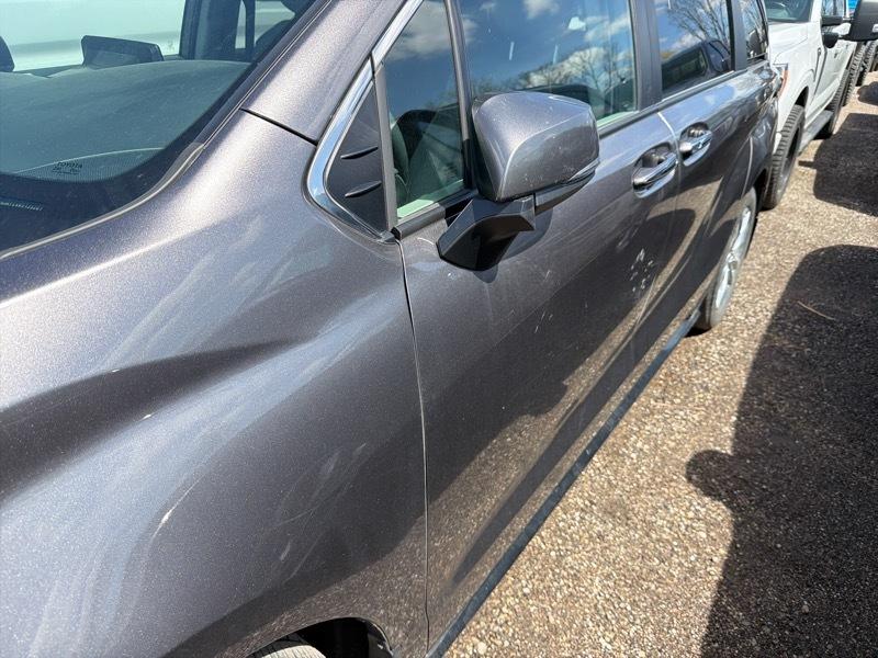 Toyota Sienna Limited 2024