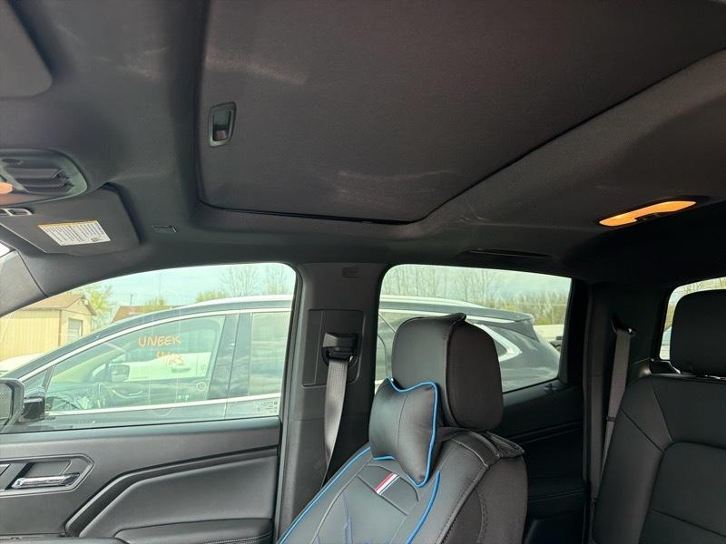 GMC Canyon Elevation Crew Cab 4WD 2025