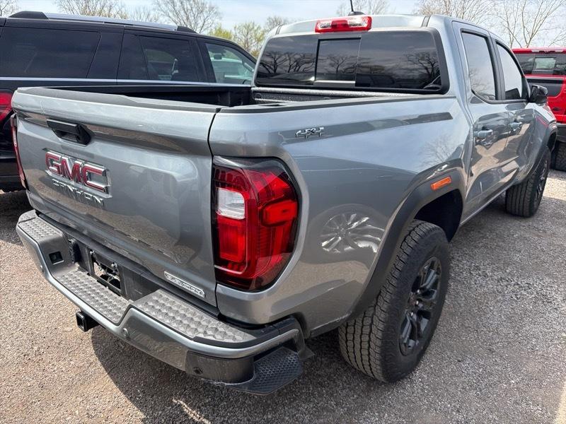 GMC Canyon Elevation Crew Cab 4WD 2025