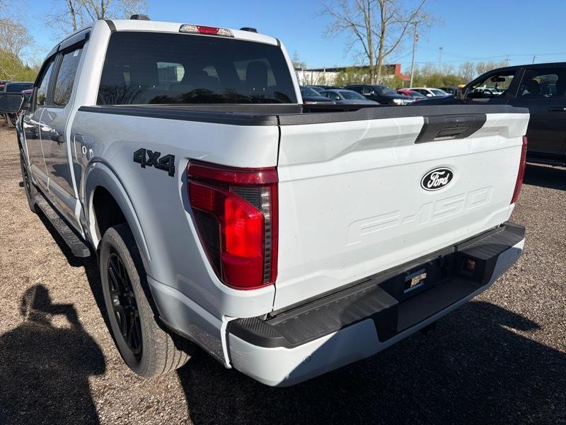 Ford F-150 STX SuperCrew 4WD 2025