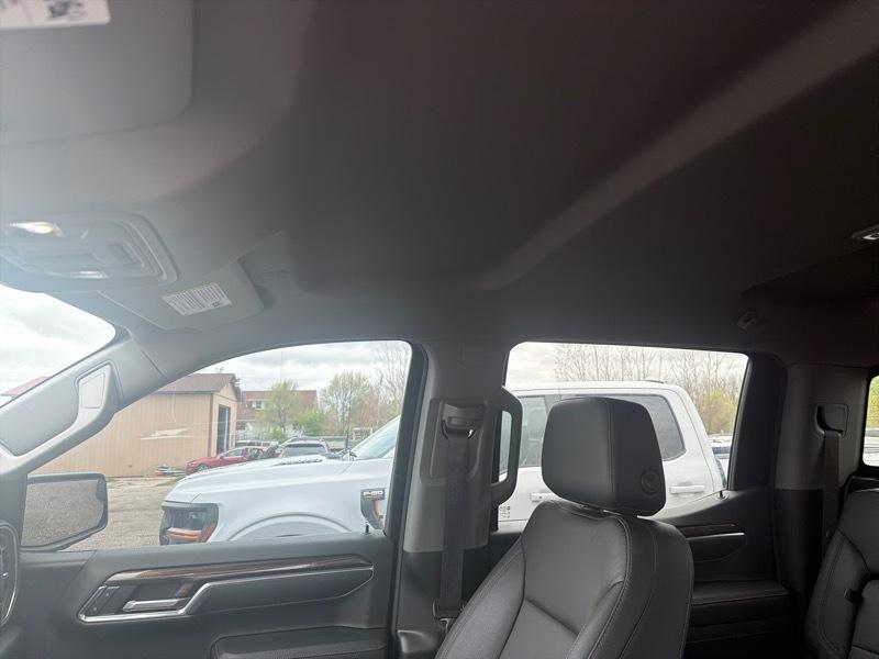 Chevrolet Silverado 1500 RST Crew Cab 4WD 2023
