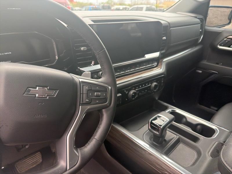 Chevrolet Silverado 1500 RST Crew Cab 4WD 2023