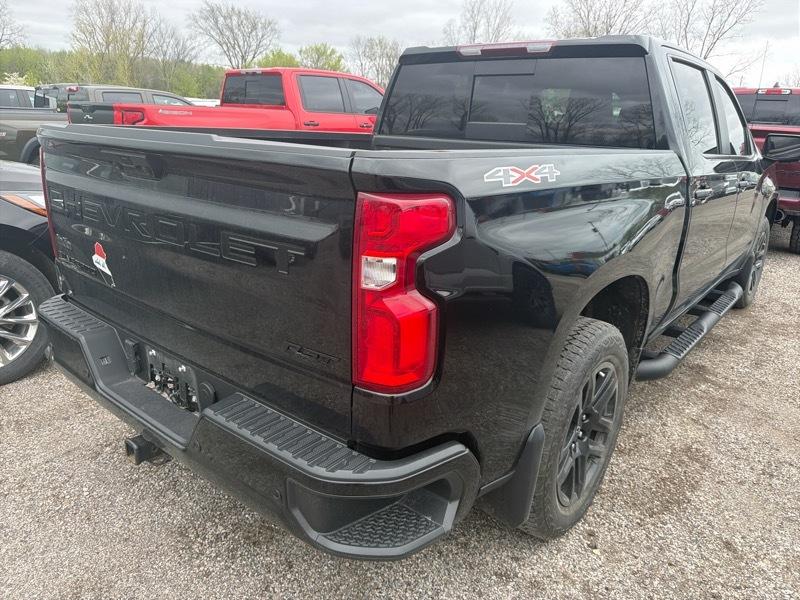 Chevrolet Silverado 1500 RST Crew Cab 4WD 2023