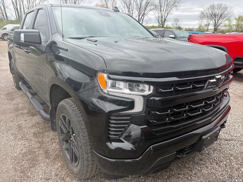 Chevrolet Silverado 1500 RST Crew Cab 4WD 2023
