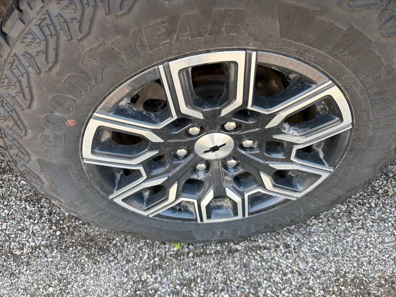 Chevrolet Colorado Z71 Crew Cab 4WD 2024