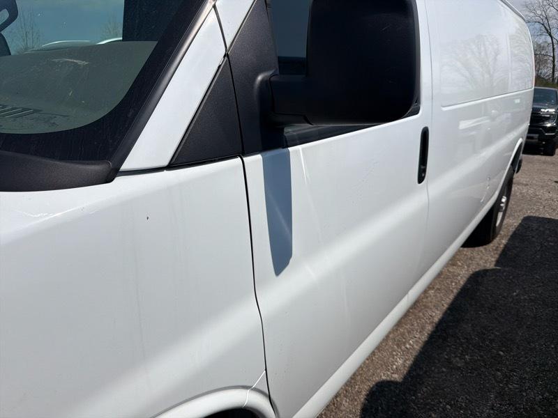 Chevrolet Express 3500 Cargo Extended 2024