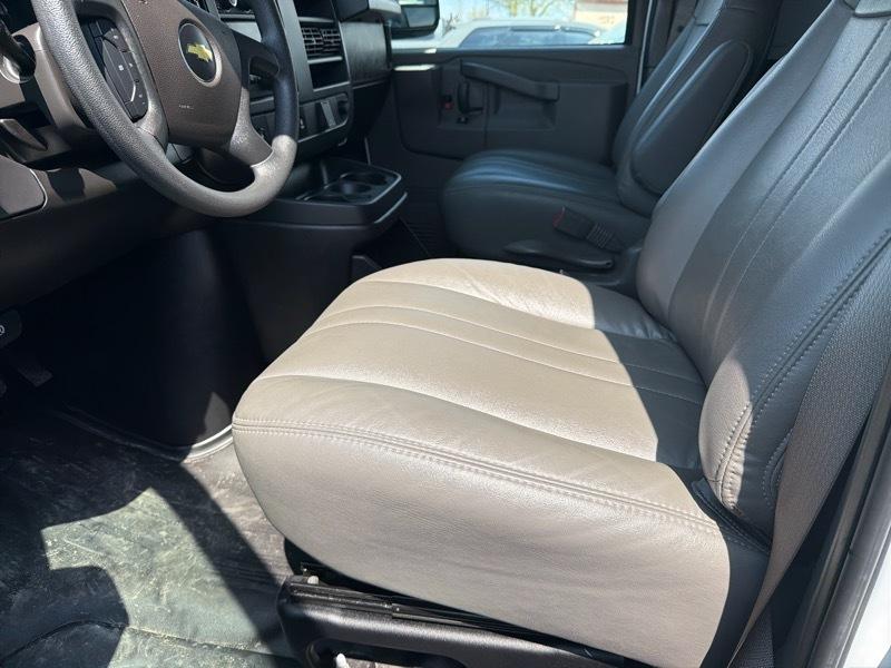 Chevrolet Express 3500 Cargo Extended 2024