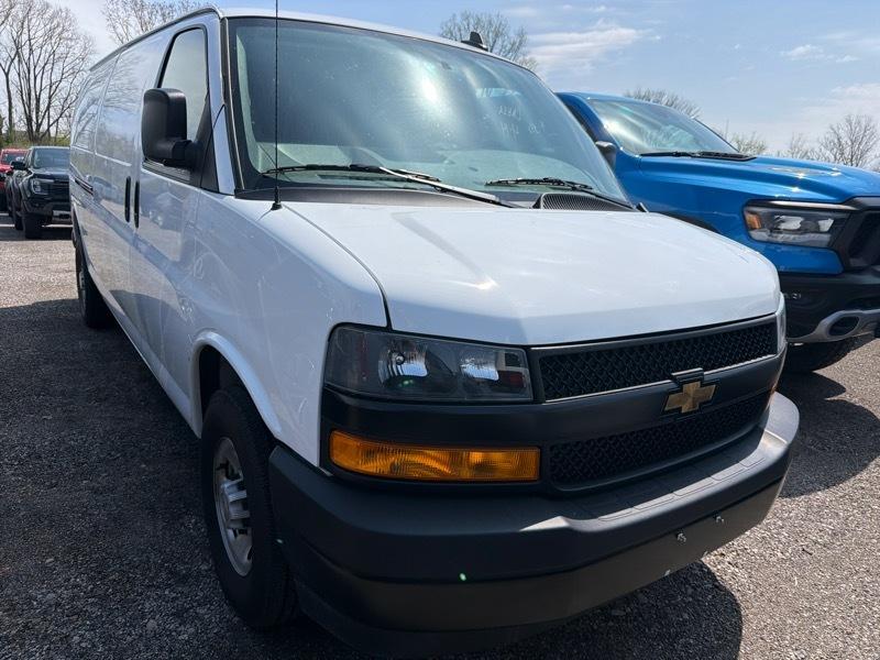 Chevrolet Express 3500 Cargo Extended 2024