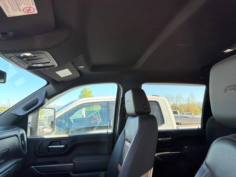 GMC Sierra 2500HD AT4 Crew Cab 4WD 2023