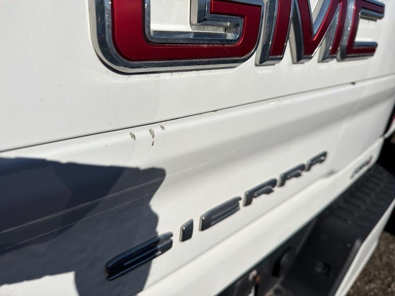 GMC Sierra 2500HD AT4 Crew Cab 4WD 2023