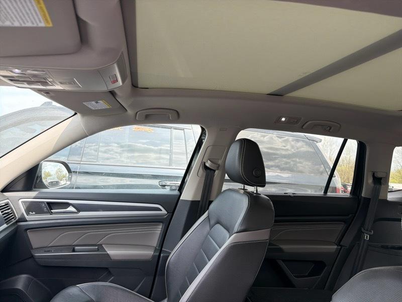 Volkswagen Atlas V6 SEL Premium R-Line 4MOTION 2023