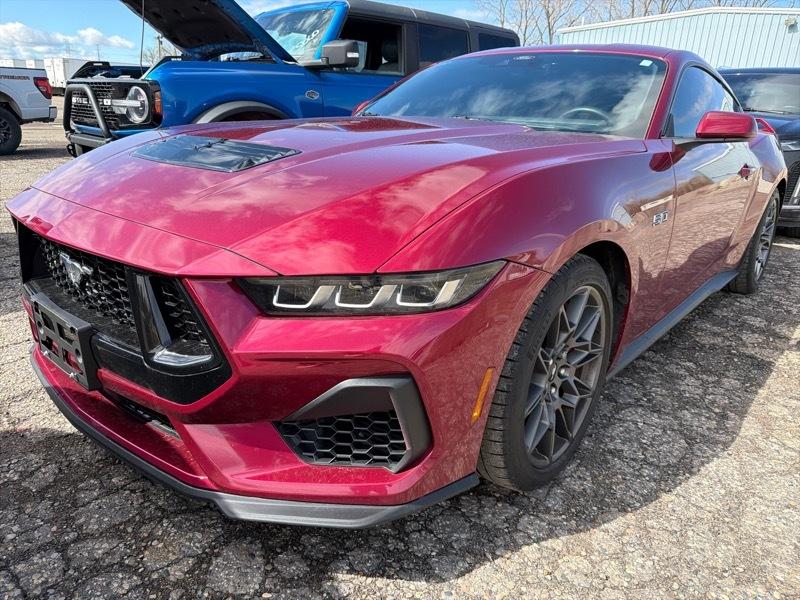 Ford Mustang GT Premium Coupe 2025