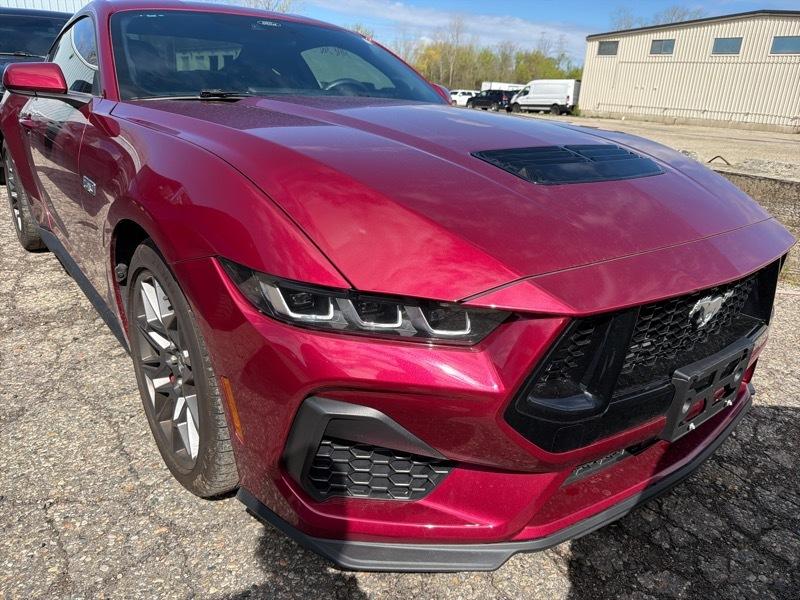 Ford Mustang GT Premium Coupe 2025