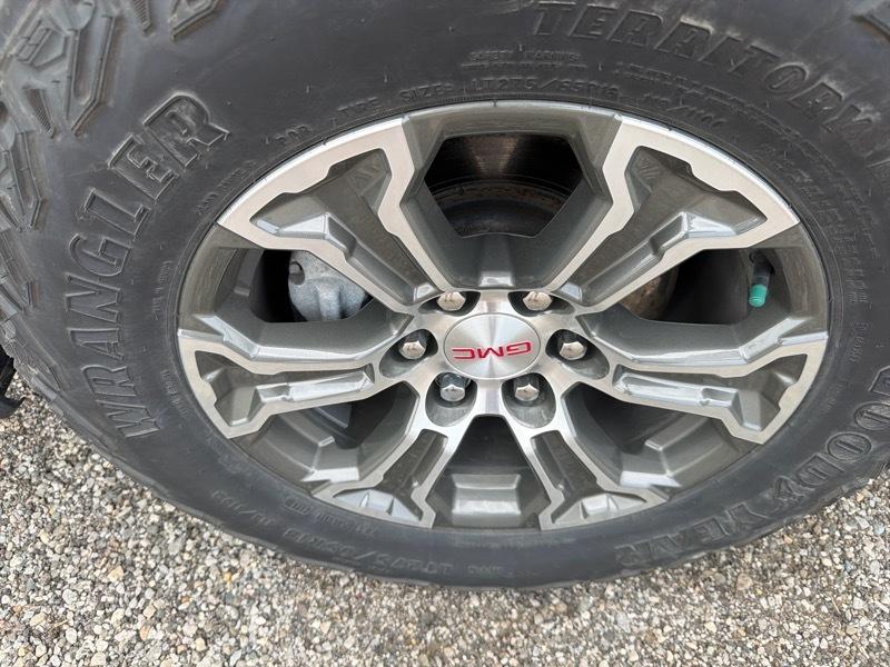 GMC Sierra 1500 Pro Crew Cab Short Box 4WD 2024