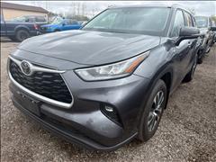2024 Toyota Highlander 