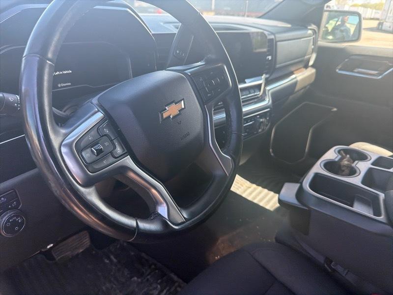 Chevrolet Silverado 1500 LT Crew Cab 4WD 2023