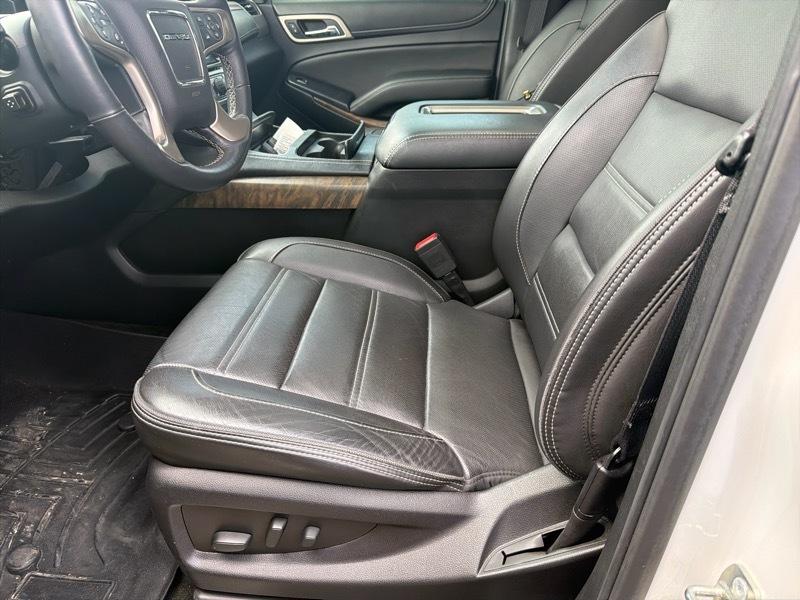 GMC Yukon Denali 4WD 2018
