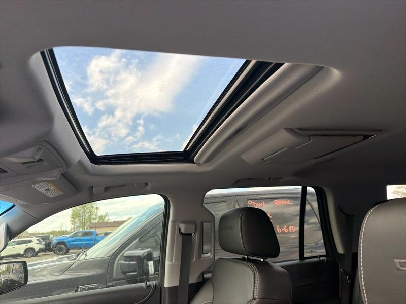 GMC Yukon Denali 4WD 2018
