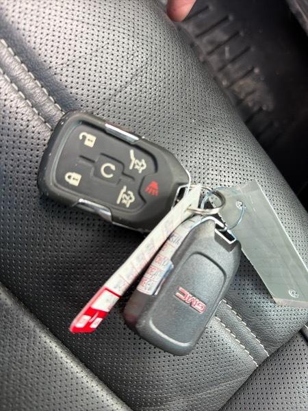GMC Yukon Denali 4WD 2018