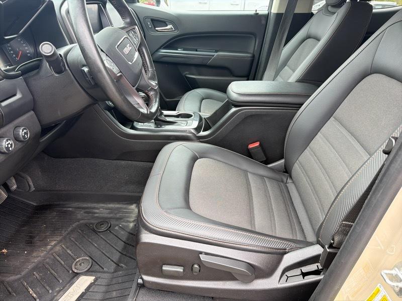 GMC Canyon AT4 Crew Cab w/Cloth 4WD 2021
