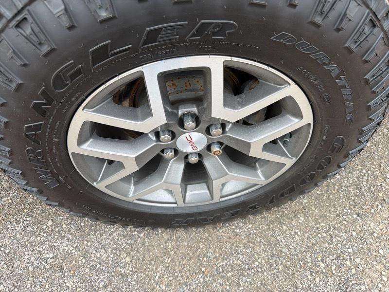 GMC Canyon AT4 Crew Cab w/Cloth 4WD 2021