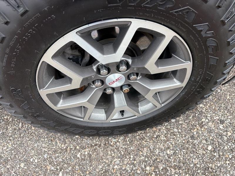 GMC Canyon AT4 Crew Cab w/Cloth 4WD 2021