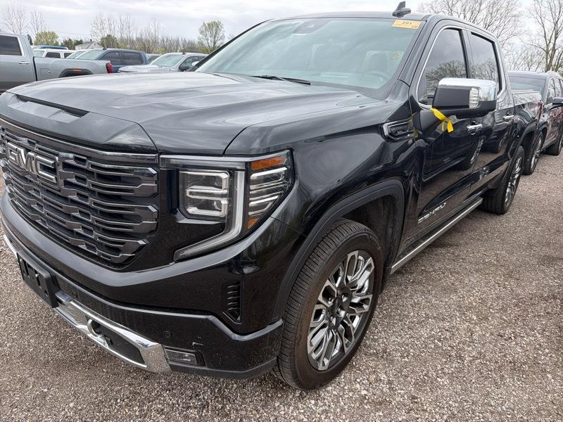 GMC Sierra 1500 Denali Ultimate Crew Cab 4WD 2025