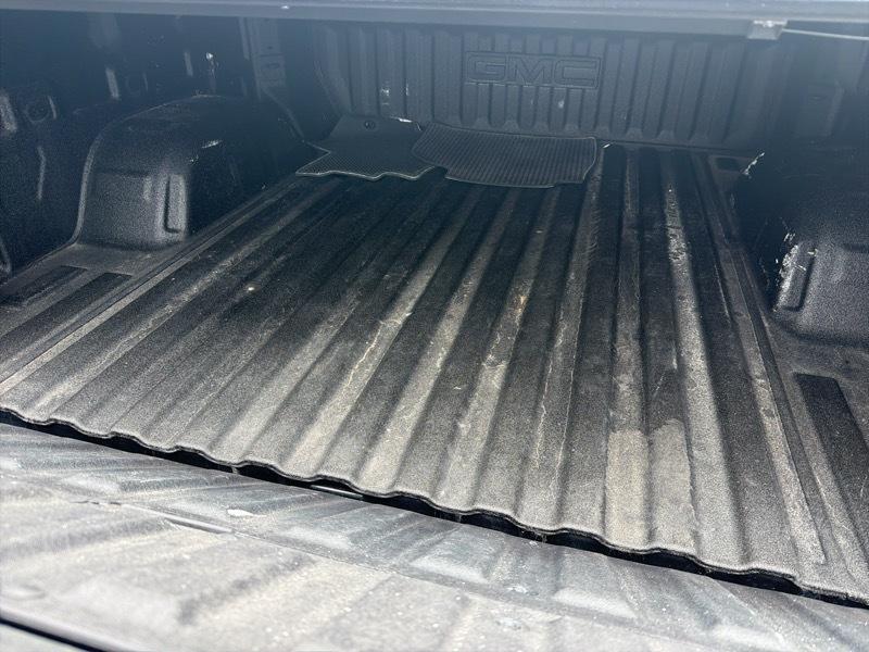 GMC Sierra 1500 Denali Ultimate Crew Cab 4WD 2025