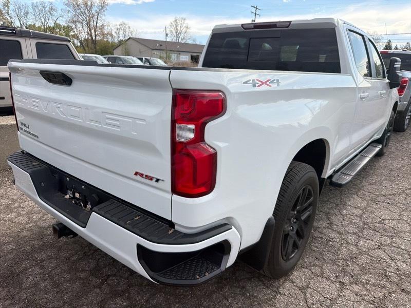 Chevrolet Silverado 1500 RST Crew Cab 4WD 2024