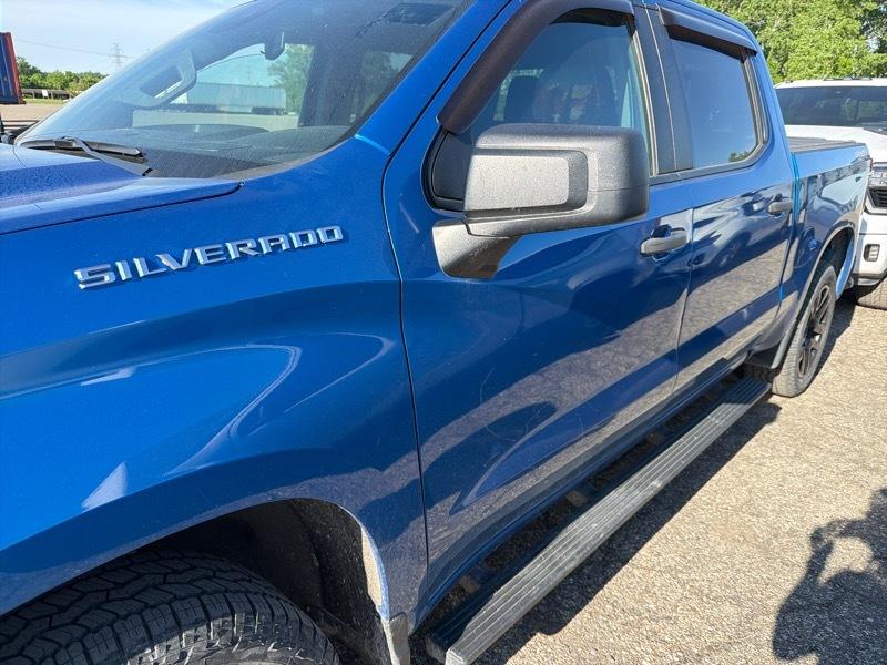 Chevrolet Silverado 1500 Custom Crew Cab 4WD 2022