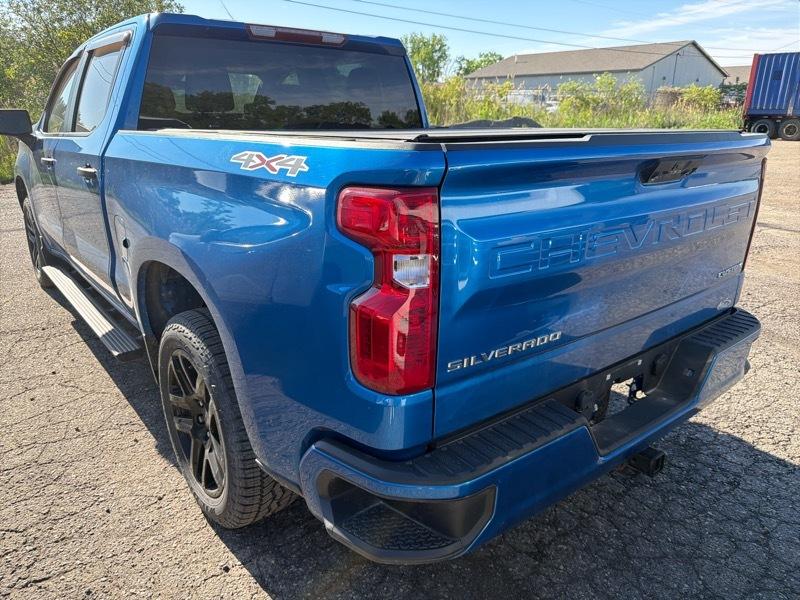 Chevrolet Silverado 1500 Custom Crew Cab 4WD 2022