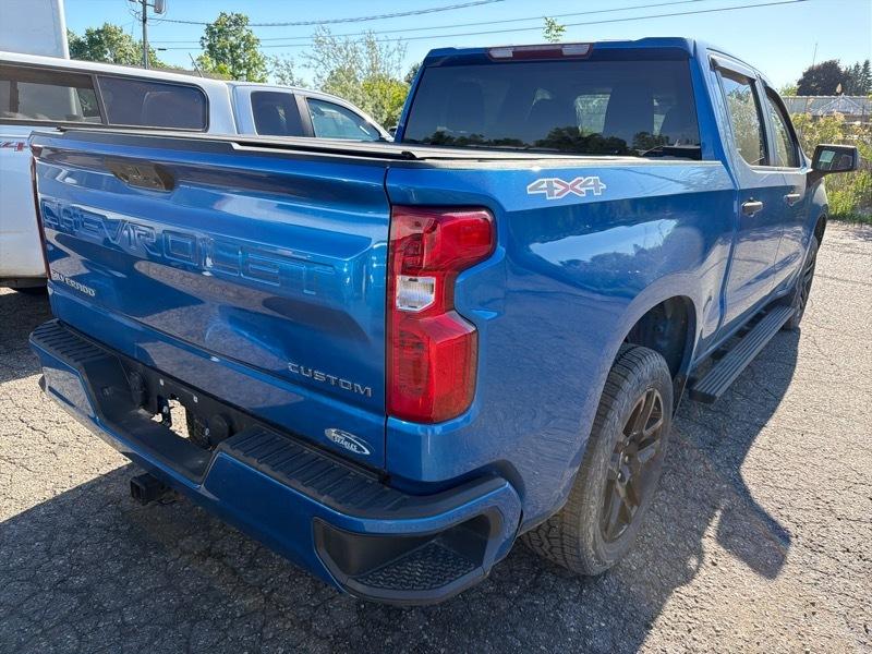Chevrolet Silverado 1500 Custom Crew Cab 4WD 2022